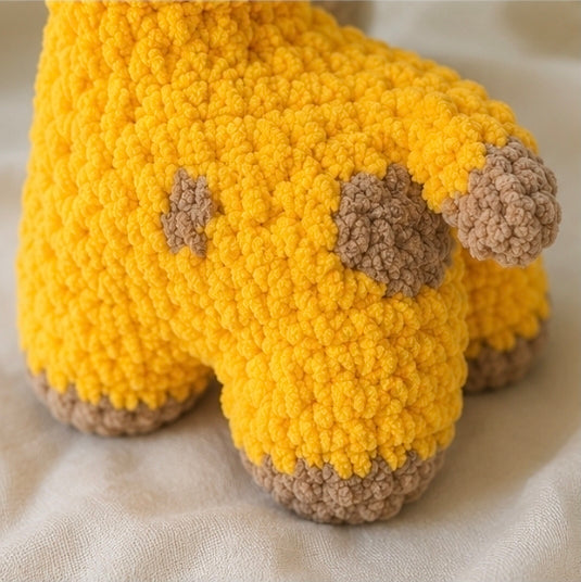 Handmade Crochet Giraffe Plush Toy | 27cm Stuffed Animal Gift for Babies & Kids