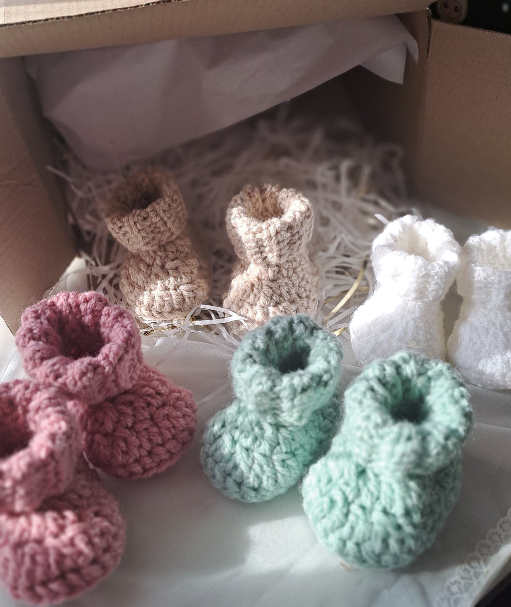 Crochet baby booties- Cozy, comfy baby booties (various sizes)