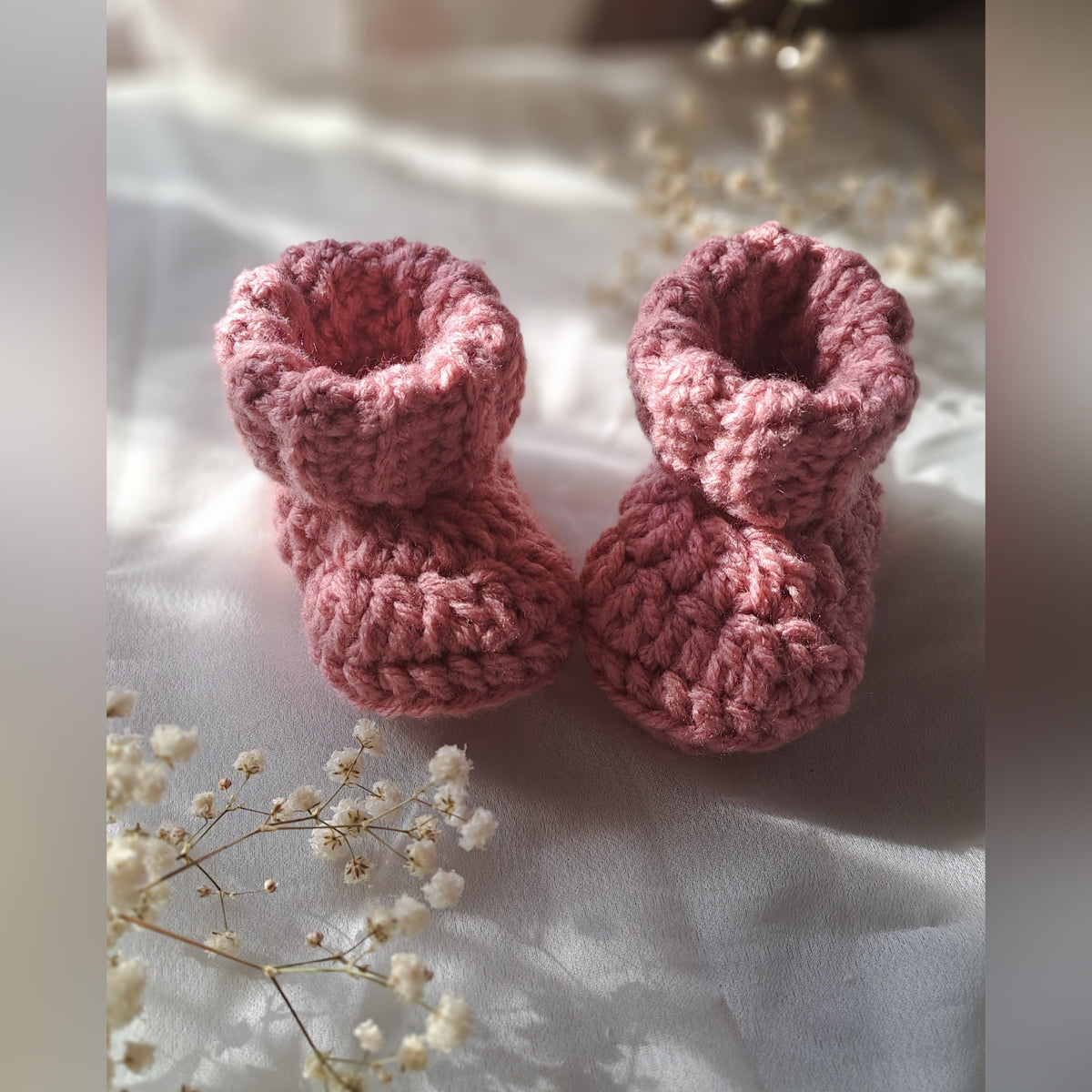 Crochet baby booties- Cozy, comfy baby booties (various sizes)