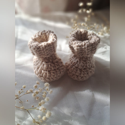Crochet baby booties- Cozy, comfy baby booties (various sizes)