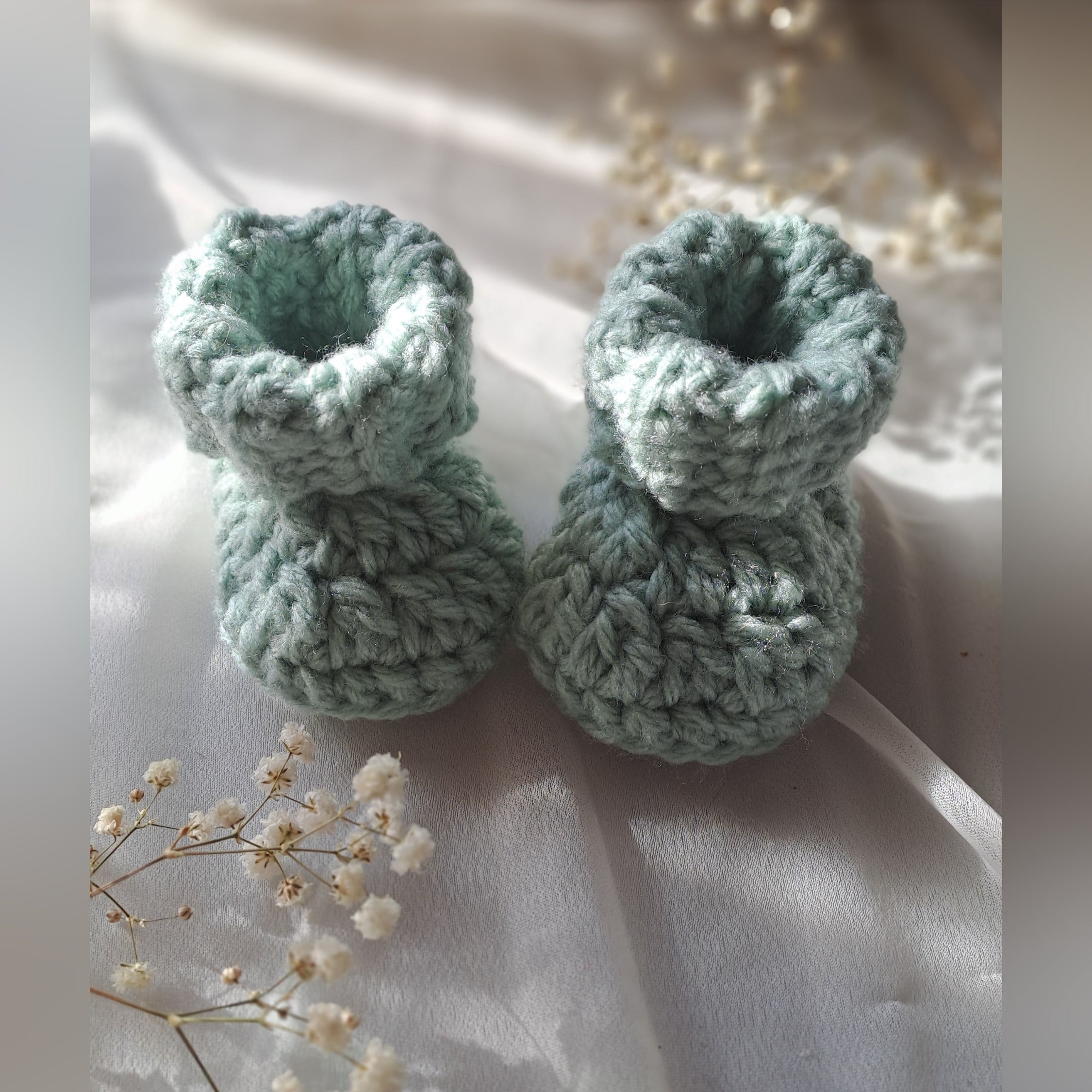 Crochet baby booties- Cozy, comfy baby booties (various sizes)
